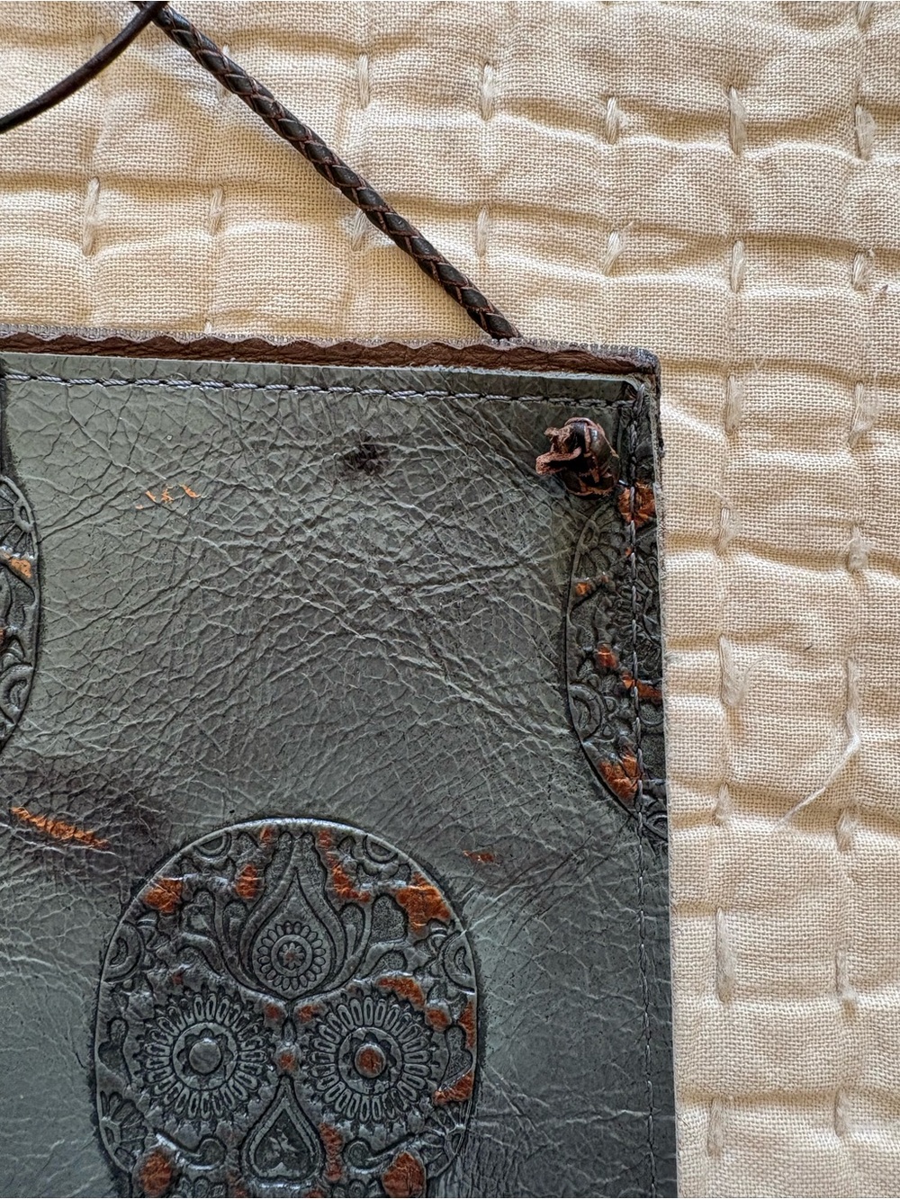 B. May Embossed Skull Crossbody bag - Picture 3 of 10